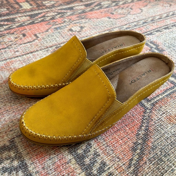 RIALTO Comfort Vette Women's Size 9.5 Amber Yellow Mule Slide - Picture 2 of 6